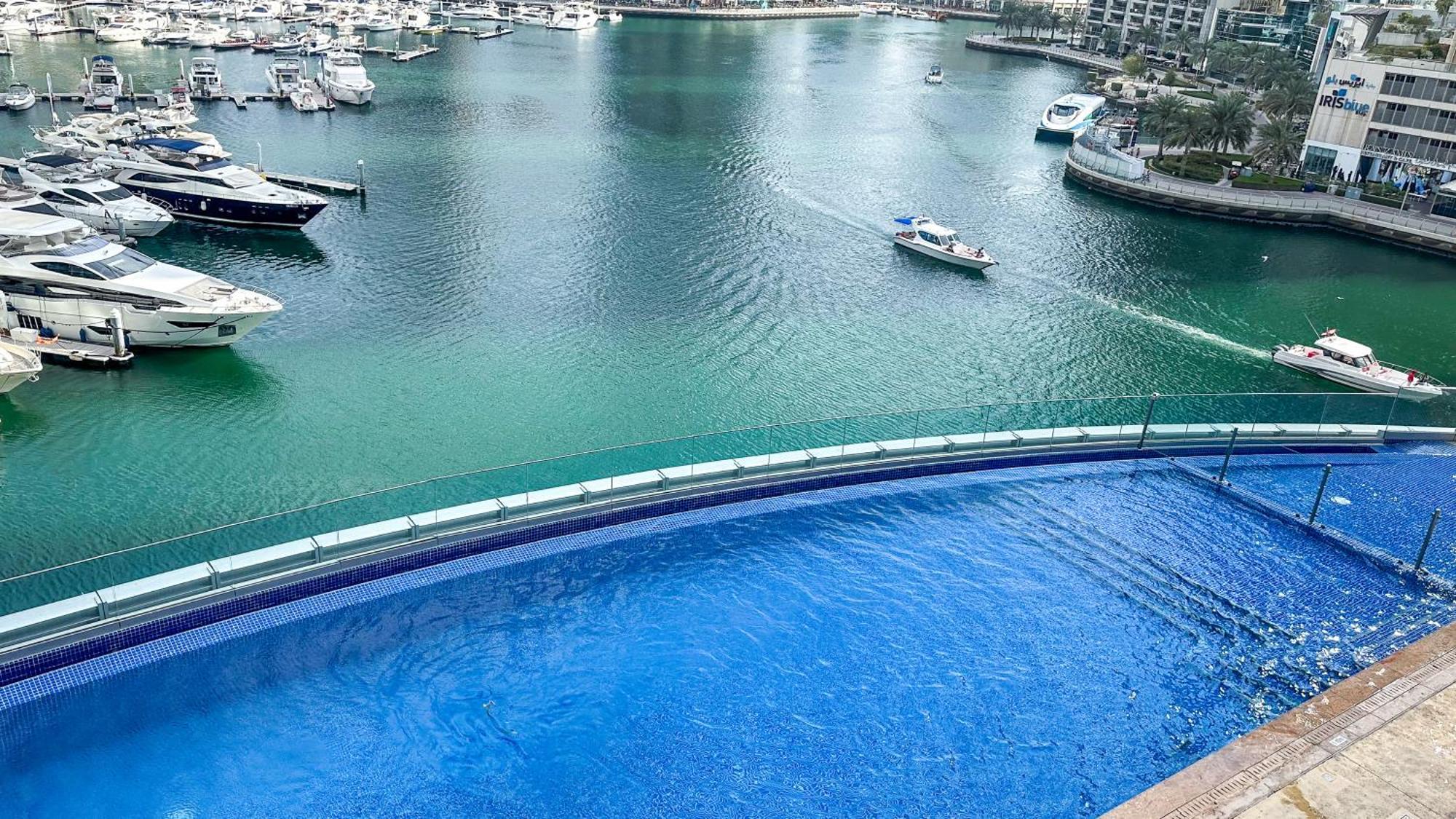 Apartment Breathtaking Marina 2br In Iconic Cayan Tower - 7ab08