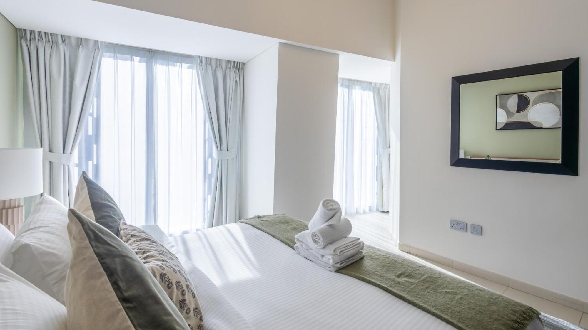 Apartment Breathtaking Marina 2br In Iconic Cayan Tower - 7ab08 *