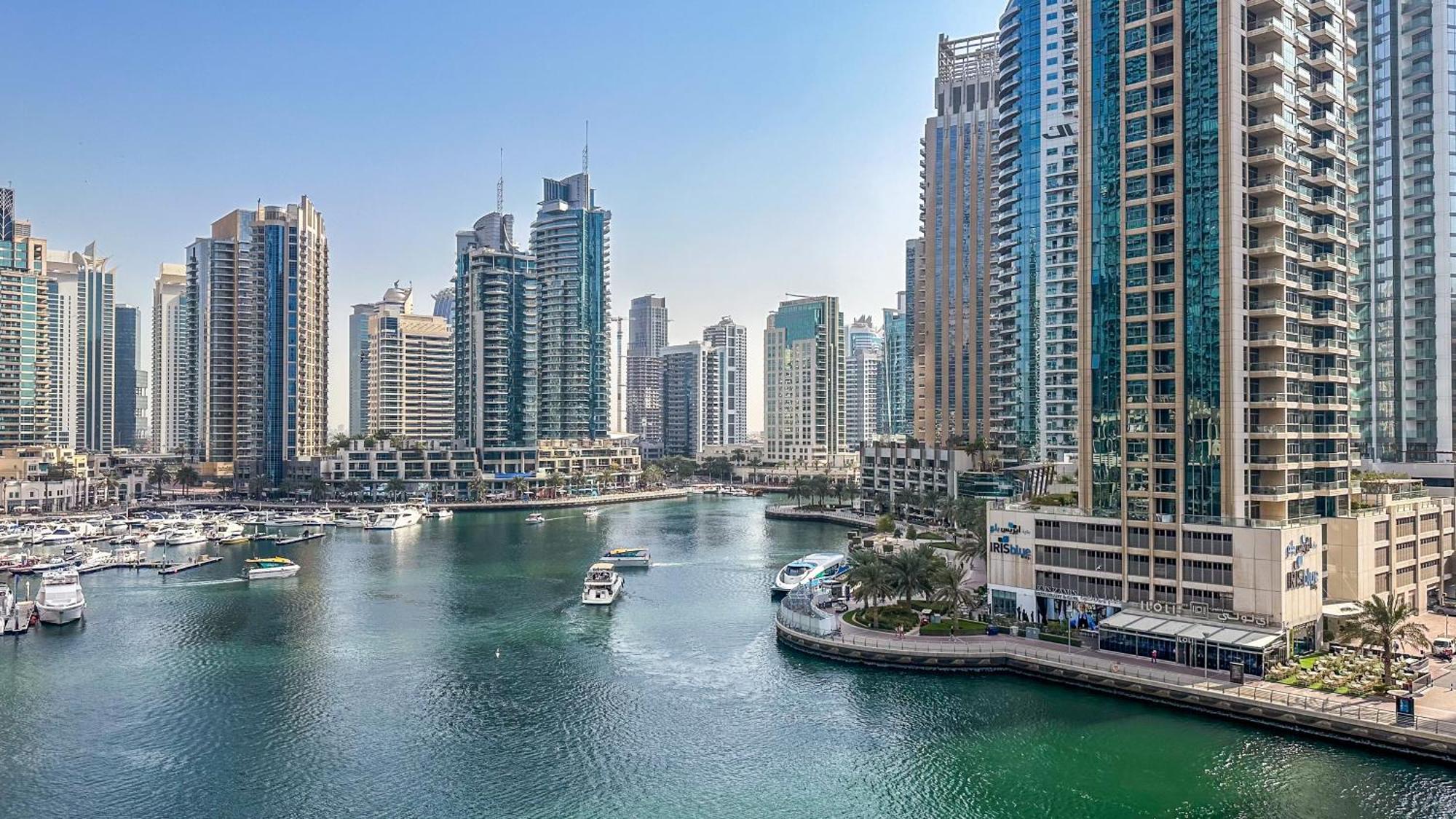 Breathtaking Marina 2br In Iconic Cayan Tower - 7ab08 * Dubai