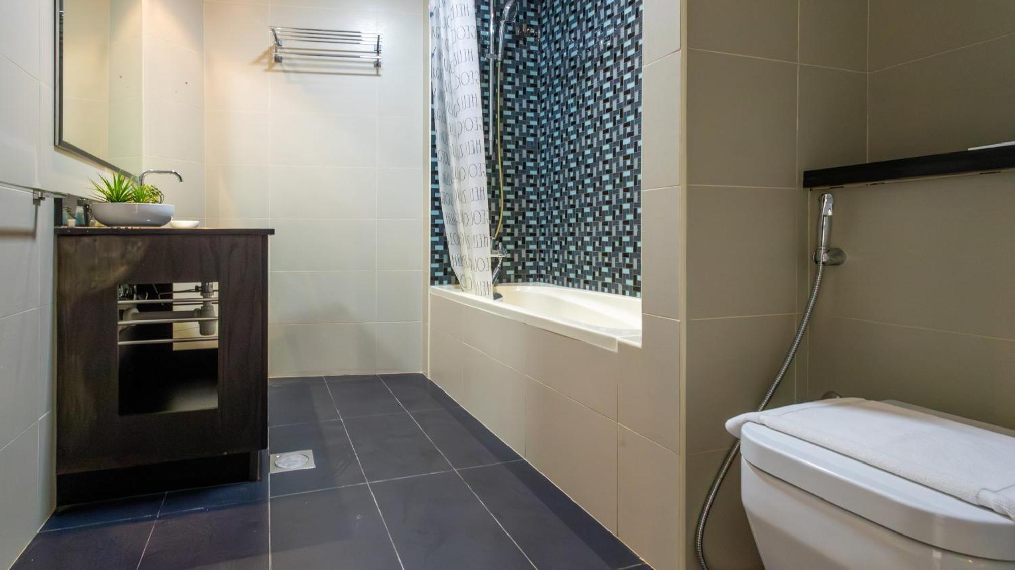Breathtaking Marina 2br In Iconic Cayan Tower - 7ab08 * Dubai